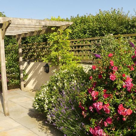 Pear Tree Cottages Wedmore Exterior photo