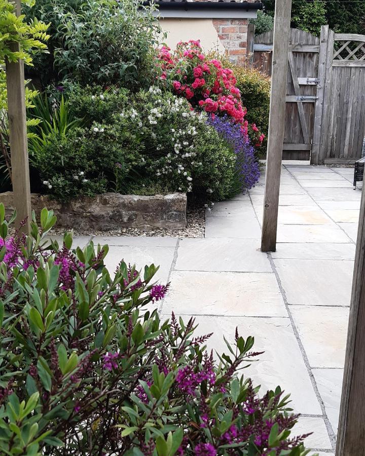 Pear Tree Cottages Wedmore Exterior photo